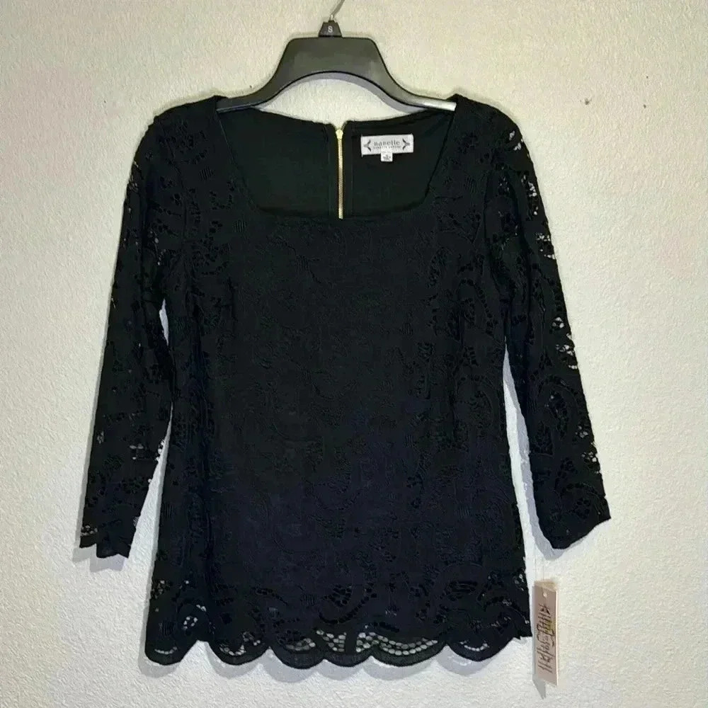 Nanette Lepore Classic Lace 3/4 Sleeves Top